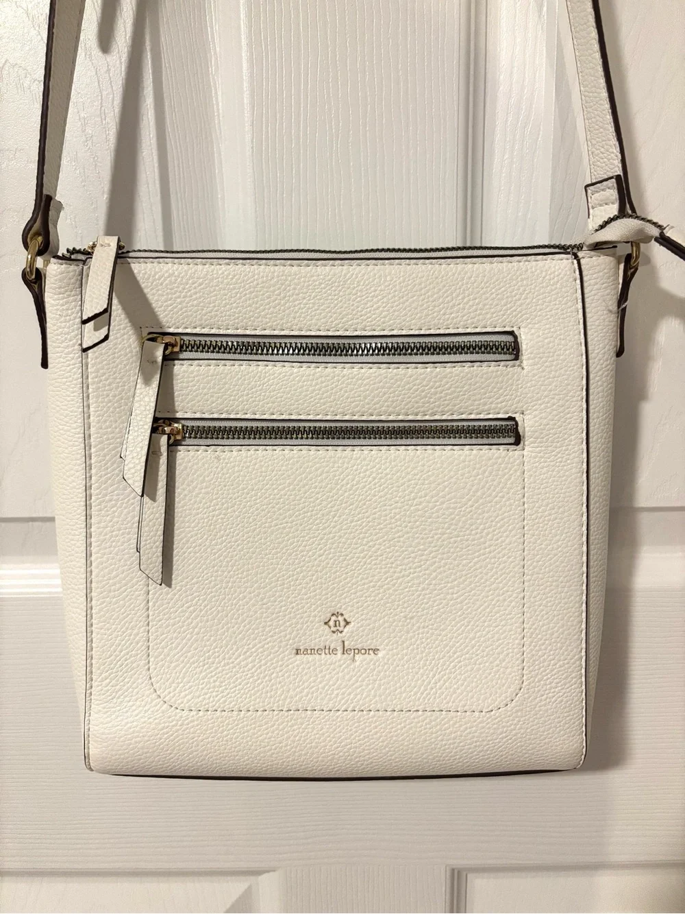 Classic Minimalist Nanette Lepore Ivory Pebbled Crossbody Bag Double Zip Gold